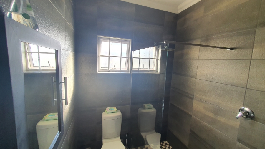 3 Bedroom Property for Sale in Mossel Bay Central Western Cape